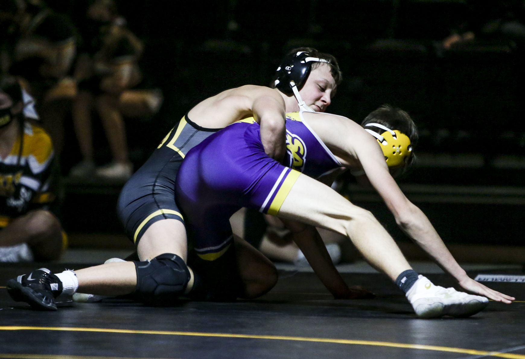 121720-qc-spt-bett wrestling-13.JPG